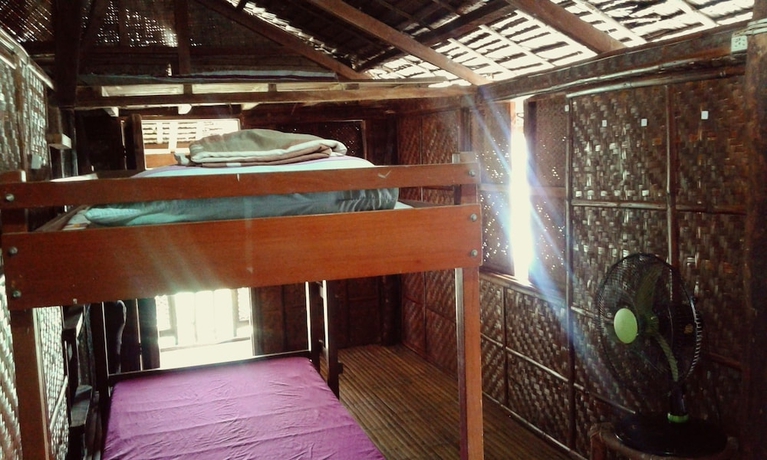 Imagen de la habitación del Hotel Pandan Beach Resort. Foto 15