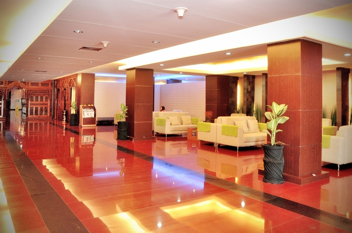 Imagen de los interiores del Hotel Pandanaran Semarang. Foto 7