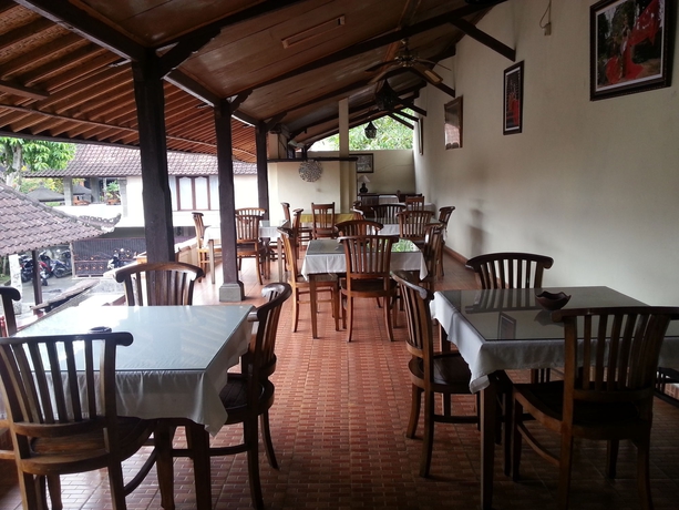 Imagen del bar/restaurante del Hotel Pande Permai Bungalows. Foto 2