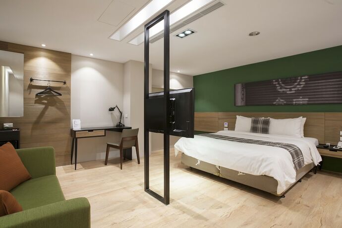 Imagen de la habitación del Hotel Pandf. Foto 14