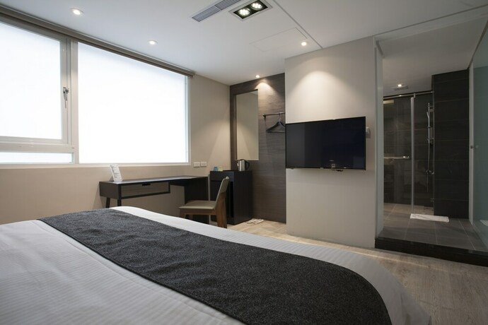 Imagen de la habitación del Hotel Pandf. Foto 29