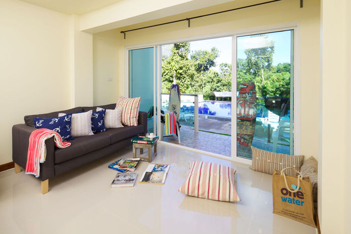 Imagen de la piscina del Hotel Pandora. Foto 12