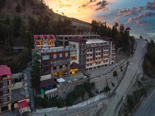 Imagen general del Hotel Pandora Kufri. Foto 11