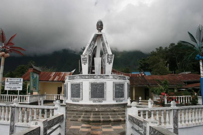 Imagen de los exteriores del Hotel Pandu Lakeside Tuktuk. Foto 17