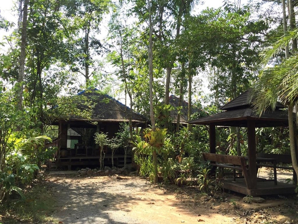 Imagen de los exteriores del Hotel Pang Mai Resort. Foto 18