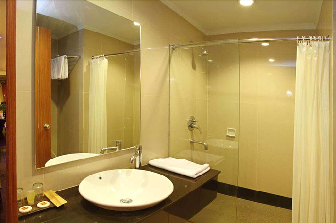 Imagen de la habitación del Hotel Pangeran City. Foto 8