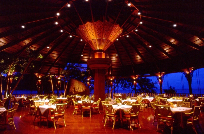 Imagen del bar/restaurante del Hotel Pangkor Laut Resort. Foto 8