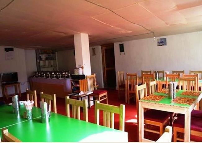 Imagen del bar/restaurante del Hotel Pangong Escapes Camps. Foto 3