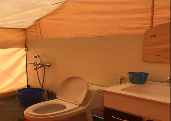 Imagen de la habitación del Hotel Pangong Heritage Camp. Foto 14