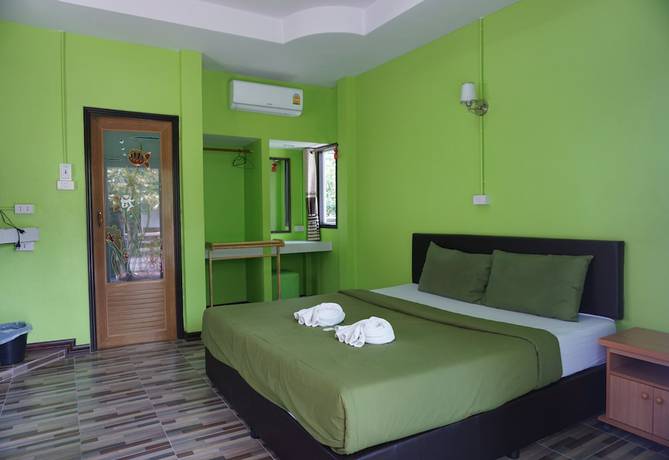 Imagen de la habitación del Hotel Panichat Resort. Foto 3