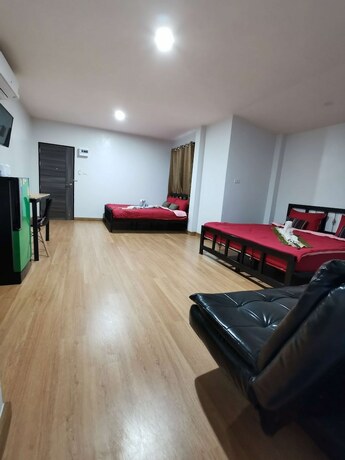 Imagen de la habitación del Hotel Panida Goodwill. Foto 19