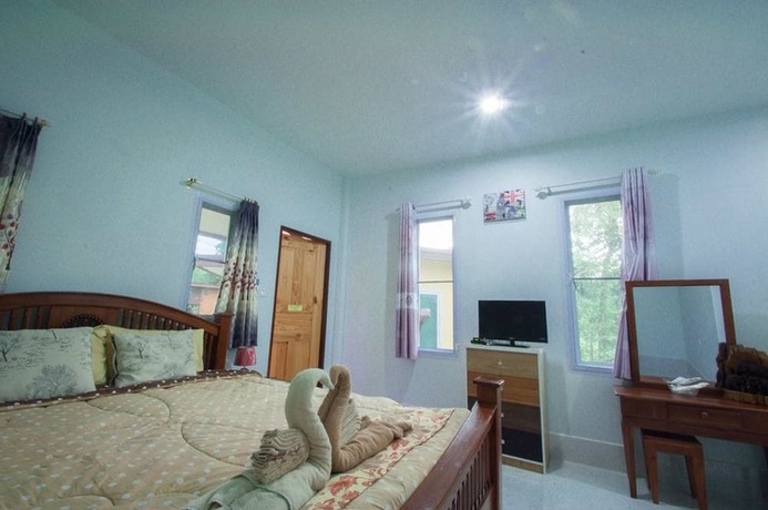 Imagen de la habitación del Hotel Panida Goodwill. Foto 23