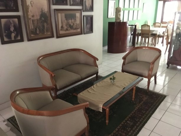 Imagen de los interiores del Hotel Paniisan. Foto 16