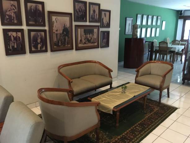 Imagen de los interiores del Hotel Paniisan. Foto 17
