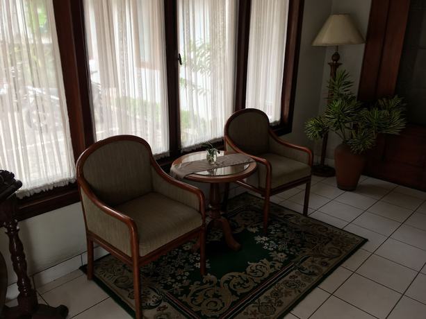 Imagen de los interiores del Hotel Paniisan. Foto 20