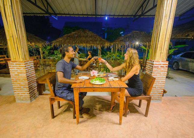 Imagen de los interiores del Hotel Panisara Pool Villa. Foto 5