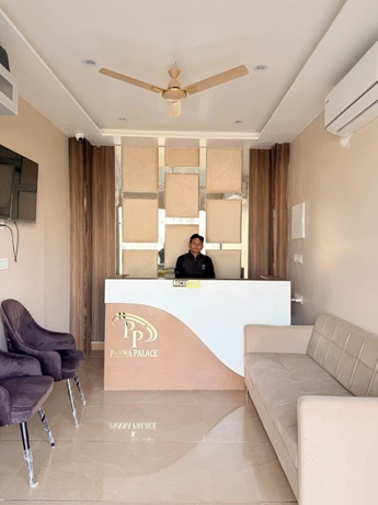 Imagen de los interiores del Hotel Panna Palace. Foto 12