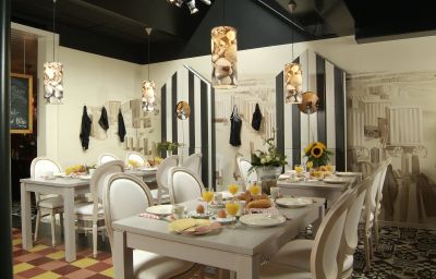 Imagen del bar/restaurante del Hotel Pannenkoekhuis Vierwegen. Foto 2