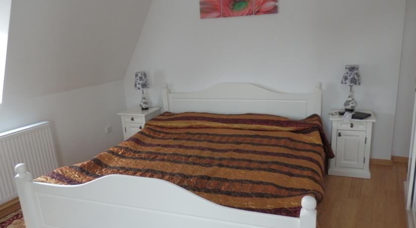 Imagen de la habitación del Hotel Pannonia Apartments. Foto 9