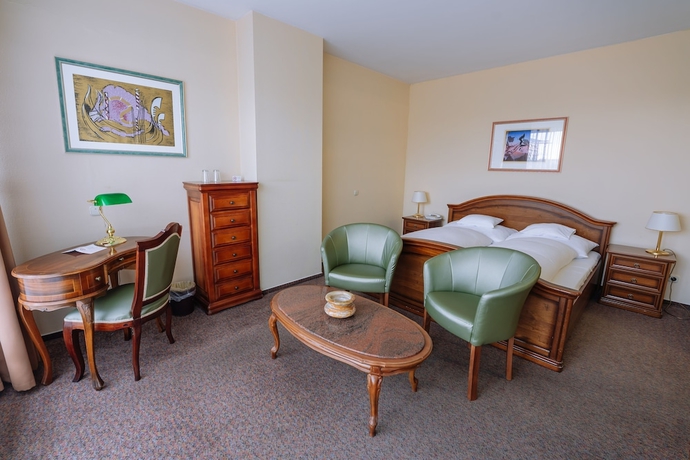 Imagen de la habitación del Hotel Pannonia. Foto 2