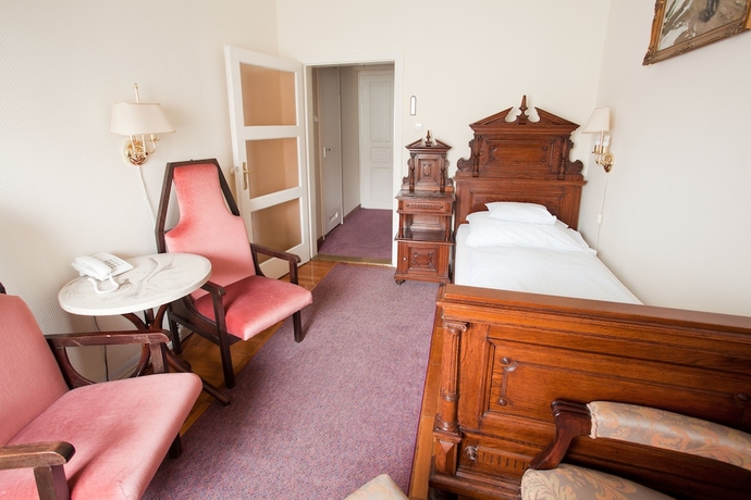 Imagen de la habitación del Hotel Pannonia. Foto 12