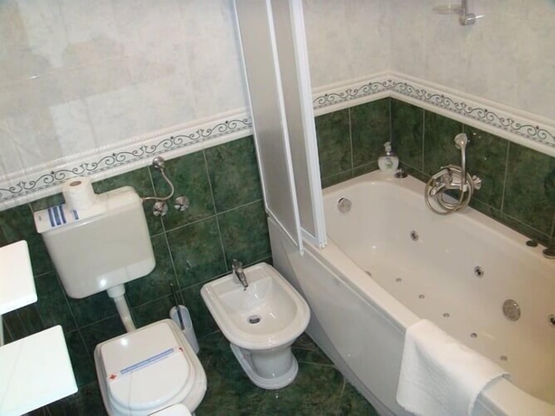 Imagen de la habitación del Hotel Panolija Residence. Foto 9