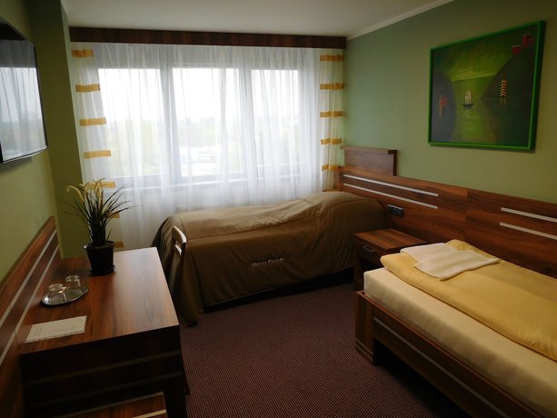 Imagen de la habitación del Hotel Panon. Foto 7