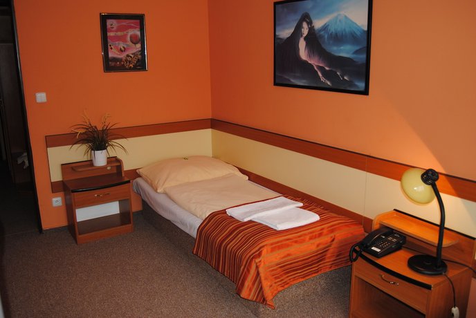 Imagen de la habitación del Hotel Panon. Foto 11