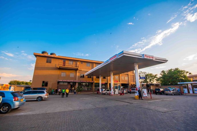 Imagen de los interiores del Hotel Panone Boma. Foto 17