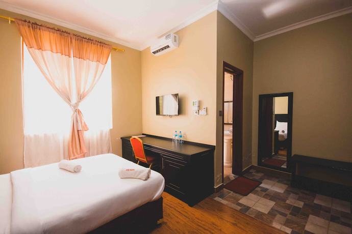 Imagen de la habitación del Hotel Panone Boma. Foto 16
