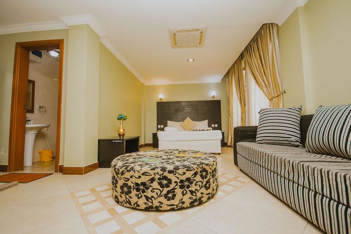 Imagen de la habitación del Hotel Panone Sakina. Foto 17