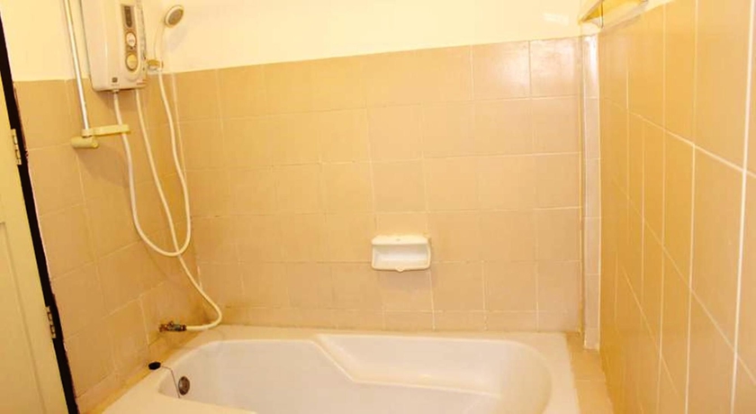 Imagen de la habitación del Hotel Panorama, Aeropuerto Mae Hong Son. Foto 11