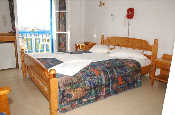 Imagen de la habitación del Hotel Panorama, Agios Stefanos. Foto 7