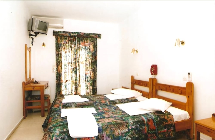 Imagen de la habitación del Hotel Panorama, Agios Stefanos. Foto 8