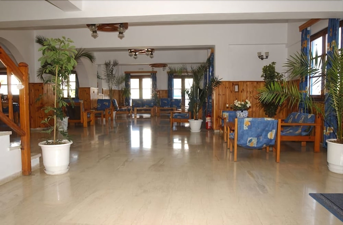 Imagen del bar/restaurante del Hotel Panorama, Agios Stefanos. Foto 4