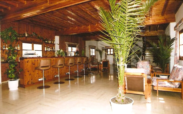 Imagen del bar/restaurante del Hotel Panorama, Agios Stefanos. Foto 5