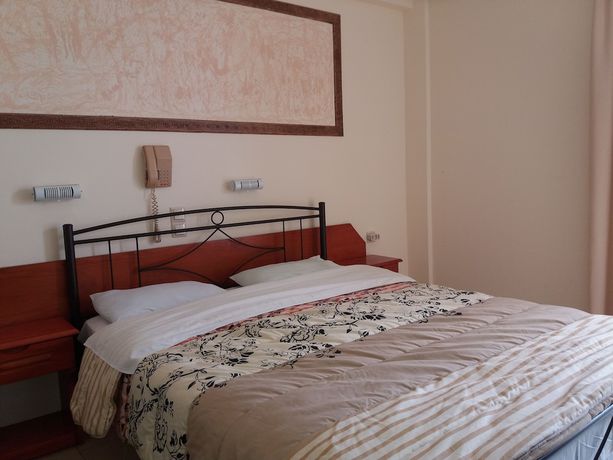 Imagen de la habitación del Hotel Panorama, Aigialeia. Foto 8
