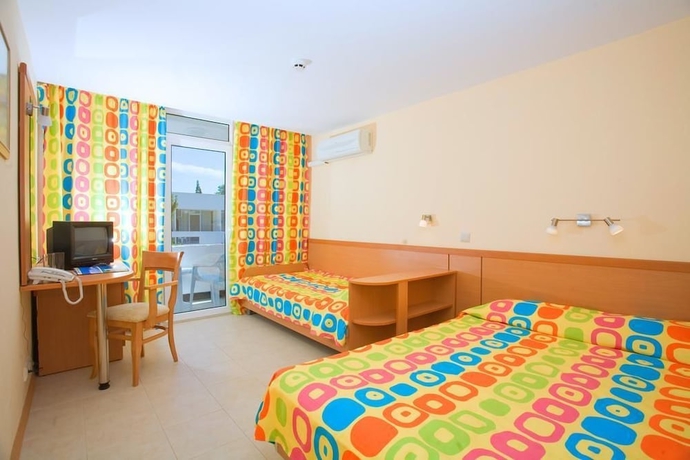 Imagen de la habitación del Hotel Panorama, Albena. Foto 7