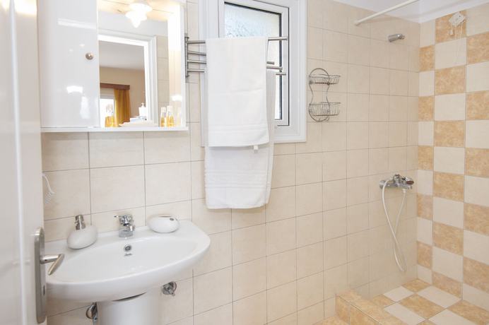 Imagen de la habitación del Hotel Panorama, Aliveri. Foto 12