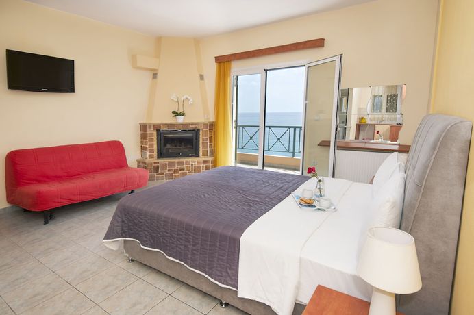 Imagen de la habitación del Hotel Panorama, Aliveri. Foto 16