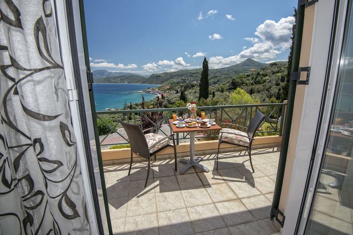 Imagen general del Hotel Panorama, Aliveri. Foto 1