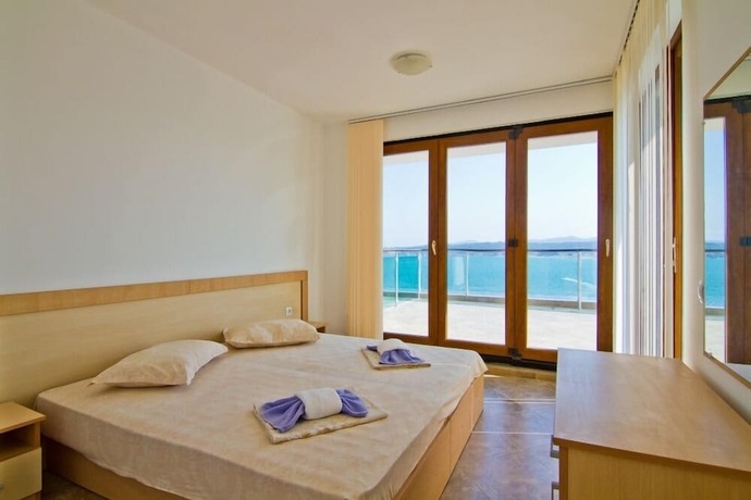 Imagen de la habitación del Hotel Panorama Bay, Sozopol. Foto 20