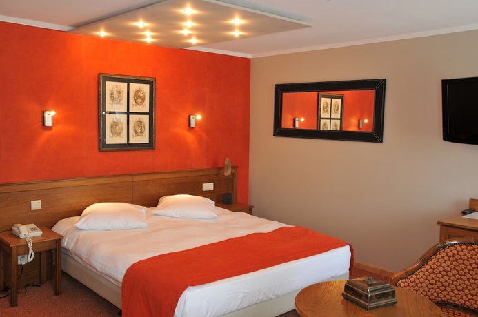 Imagen de la habitación del Hotel Panorama, Bouillon. Foto 6