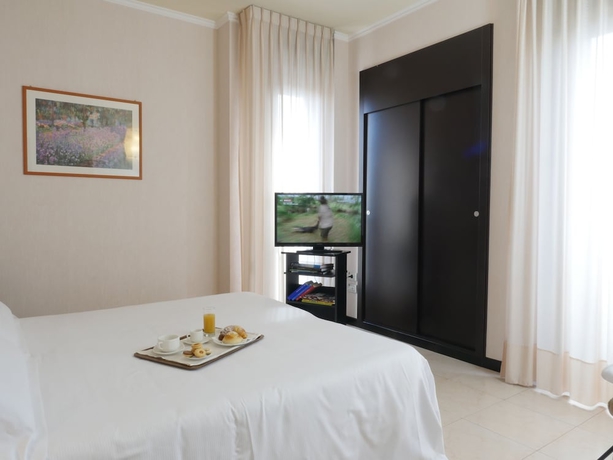 Imagen de la habitación del Hotel Panorama, CAGLIARI. Foto 14