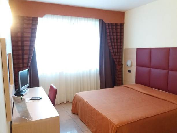 Imagen de la habitación del Hotel Panorama, Cambiano. Foto 2