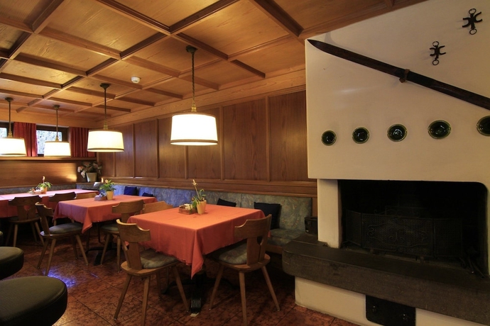 Imagen del bar/restaurante del Hotel Panorama, Cavalese. Foto 4