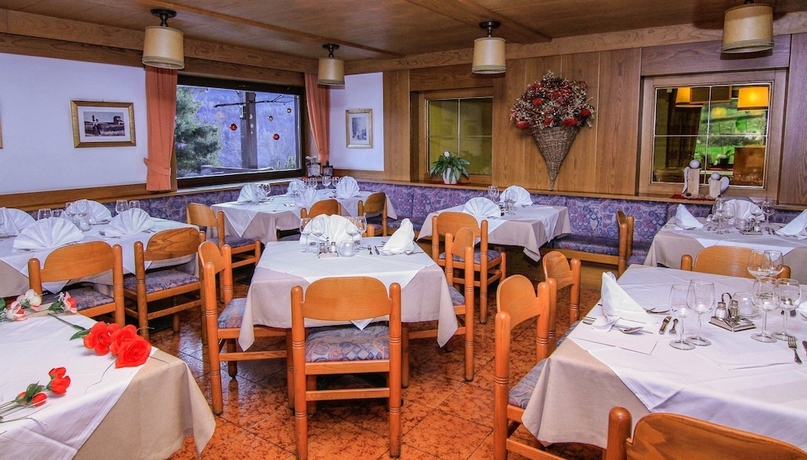 Imagen del bar/restaurante del Hotel Panorama, Cavalese. Foto 5