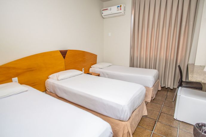 Imagen de la habitación del Hotel Panorama Convention. Foto 8