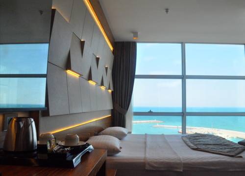 Imagen de la habitación del Hotel Panorama Damla Otel. Foto 3