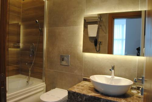 Imagen de la habitación del Hotel Panorama Damla Otel. Foto 5